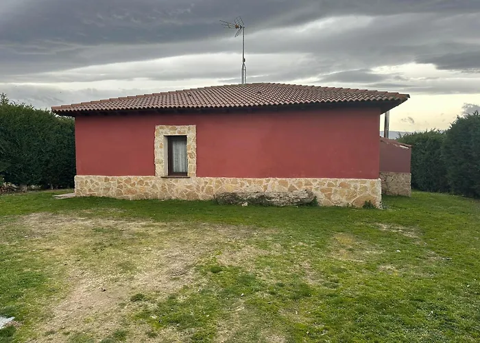 Летний дом Vivienda De Uso Turistico El Nido Ла-Серрада